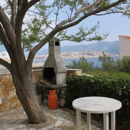 Apartman With Parking Space Pag - 6326