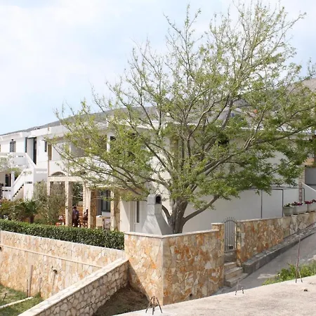 With Parking Space Pag - 6326